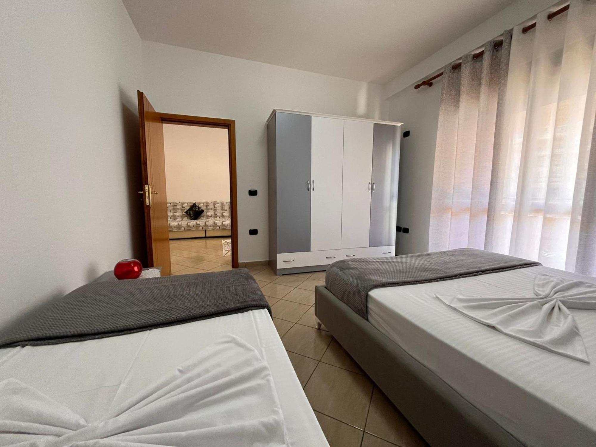Apartamento Rikardo Apartament Vlorë Exterior foto