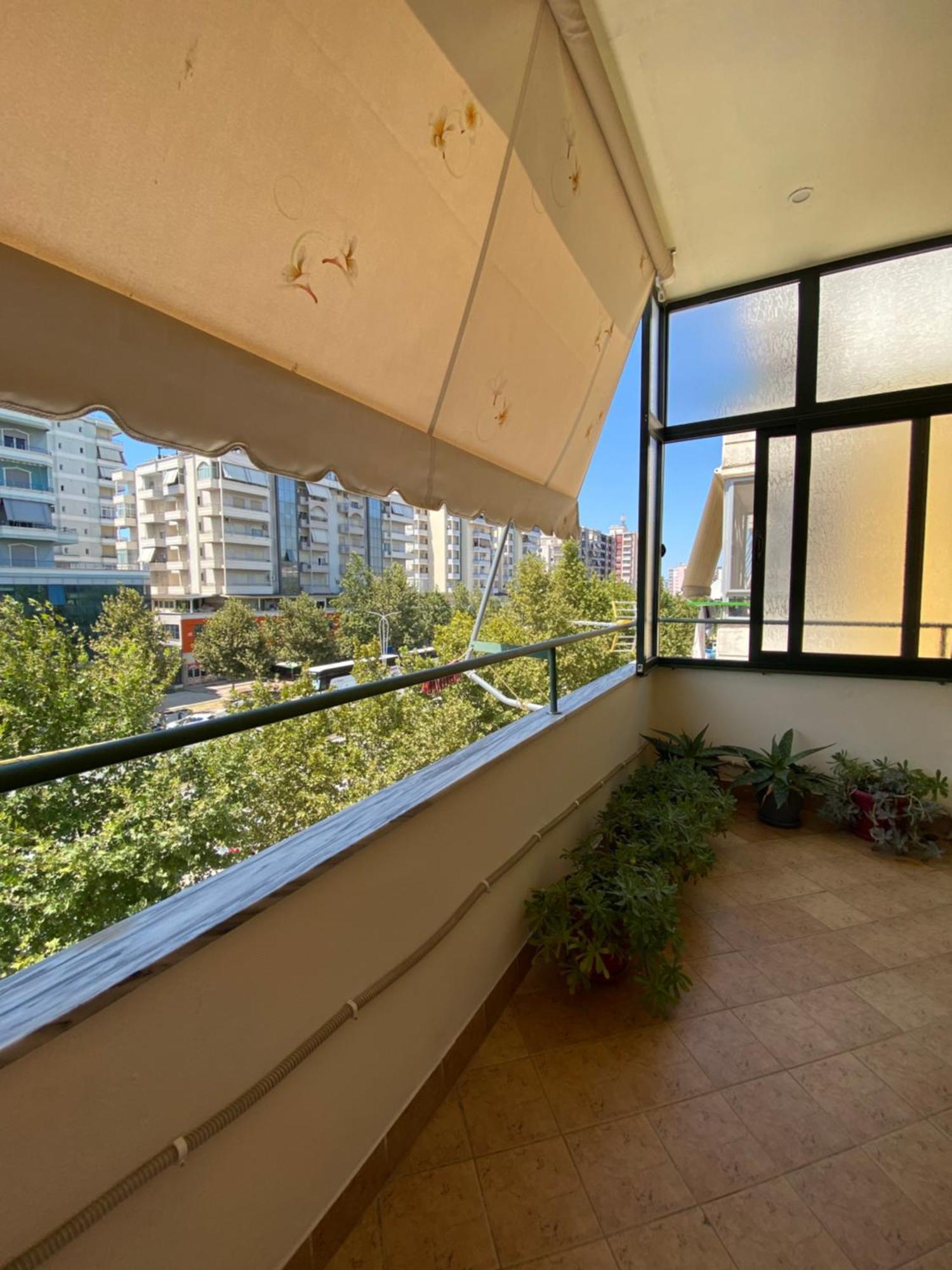 Apartamento Rikardo Apartament Vlorë Exterior foto