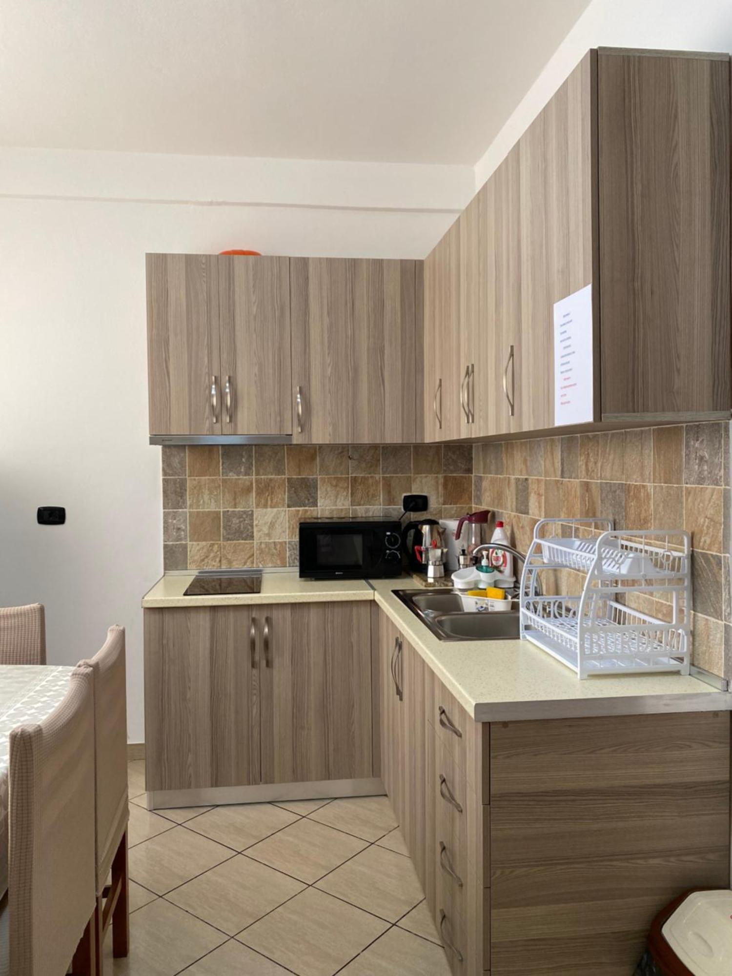 Apartamento Rikardo Apartament Vlorë Exterior foto