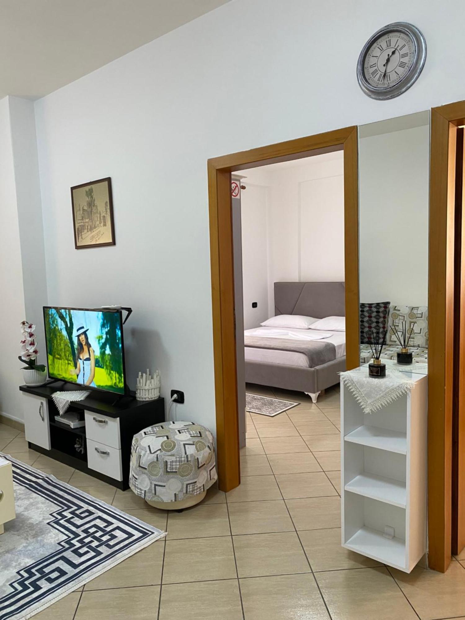 Apartamento Rikardo Apartament Vlorë Exterior foto