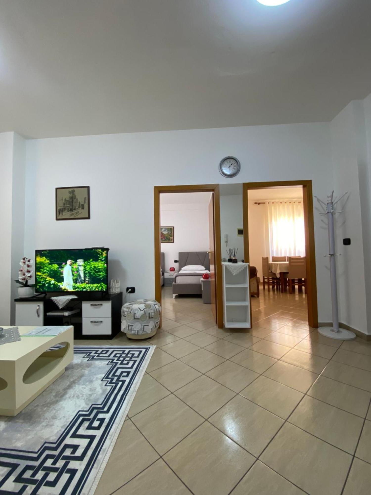 Apartamento Rikardo Apartament Vlorë Exterior foto