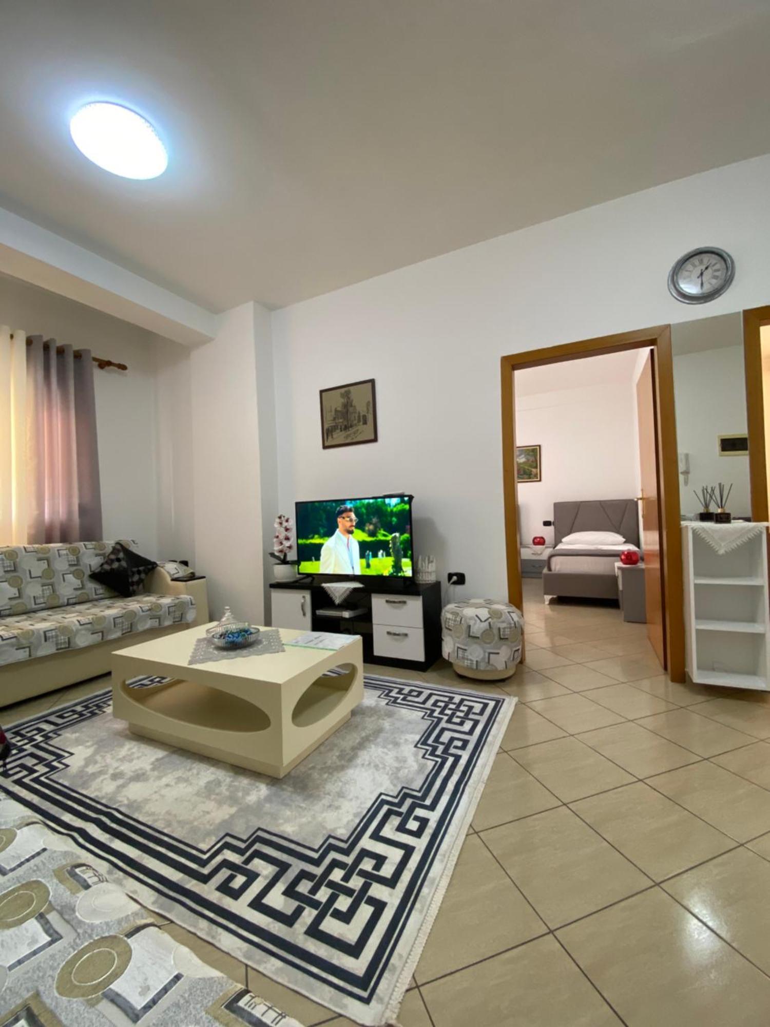 Apartamento Rikardo Apartament Vlorë Exterior foto